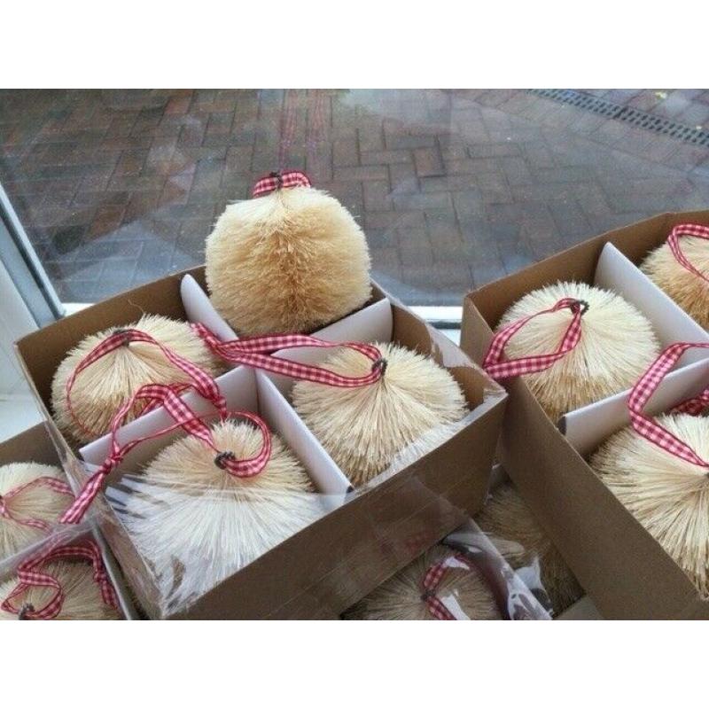 20 NEW LARGE CHRISTMAS TREE DECORATIONS, NATURAL COLOUR, BRISTLED, (SEE PHOTOS)