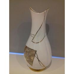 Royal Tara Ireland Fine Bone China Unusual Hand Painted Swirl Vase Harvest Gold
