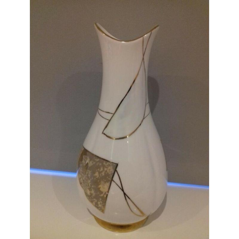 Royal Tara Ireland Fine Bone China Unusual Hand Painted Swirl Vase Harvest Gold