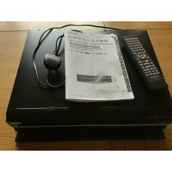 Toshiba RDXV59DTKB2 HDD & DVD/Video Cassette Recorder