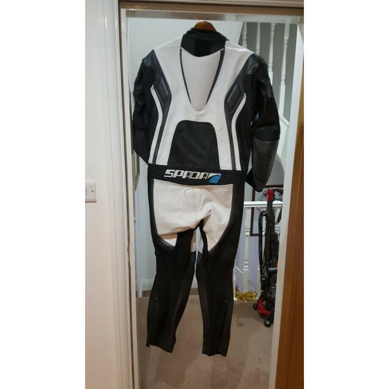 SPADA ONE PIECE RACE LEATHERS