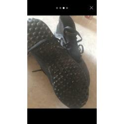 Football boots size 4