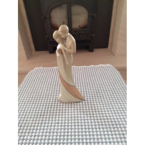 Ornament - Ivory Princess. - Sensuous