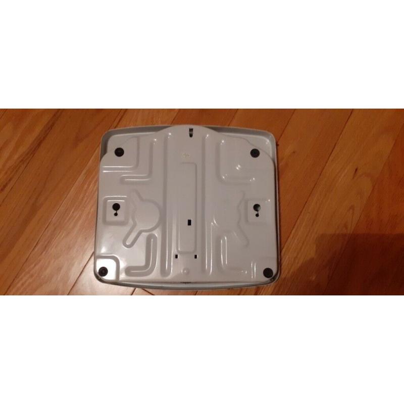 MECHANICAL BATHROOM SCALE - Clean and Working