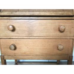 Wooden desk bureaux