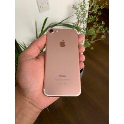 iPhone 7 rose gold 32gb unlocked. Immaculate condition