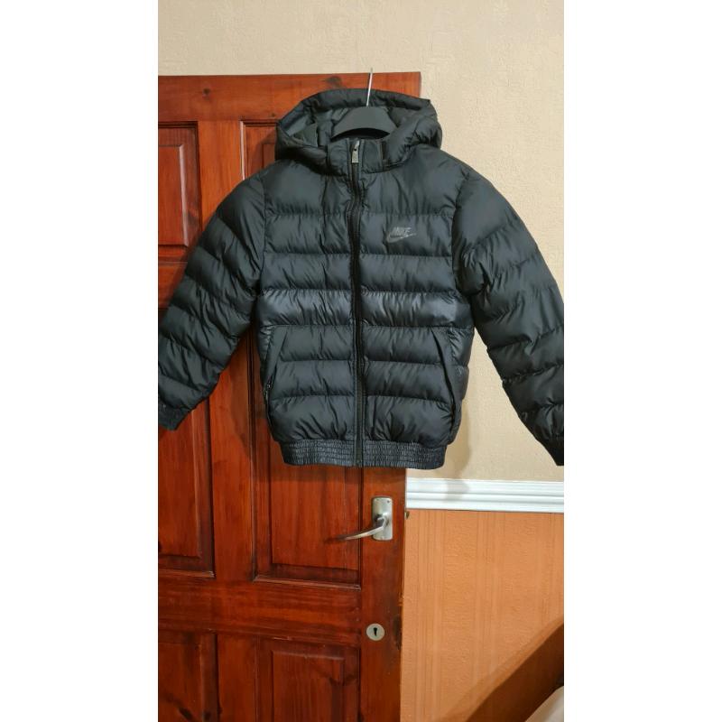 Nike boys coat black 10 to 12.