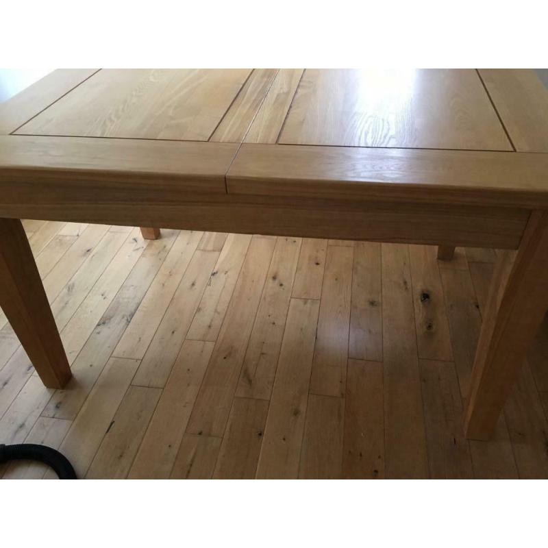 Solid oak table & 4 brown leather chairs in excellent condition: ?220