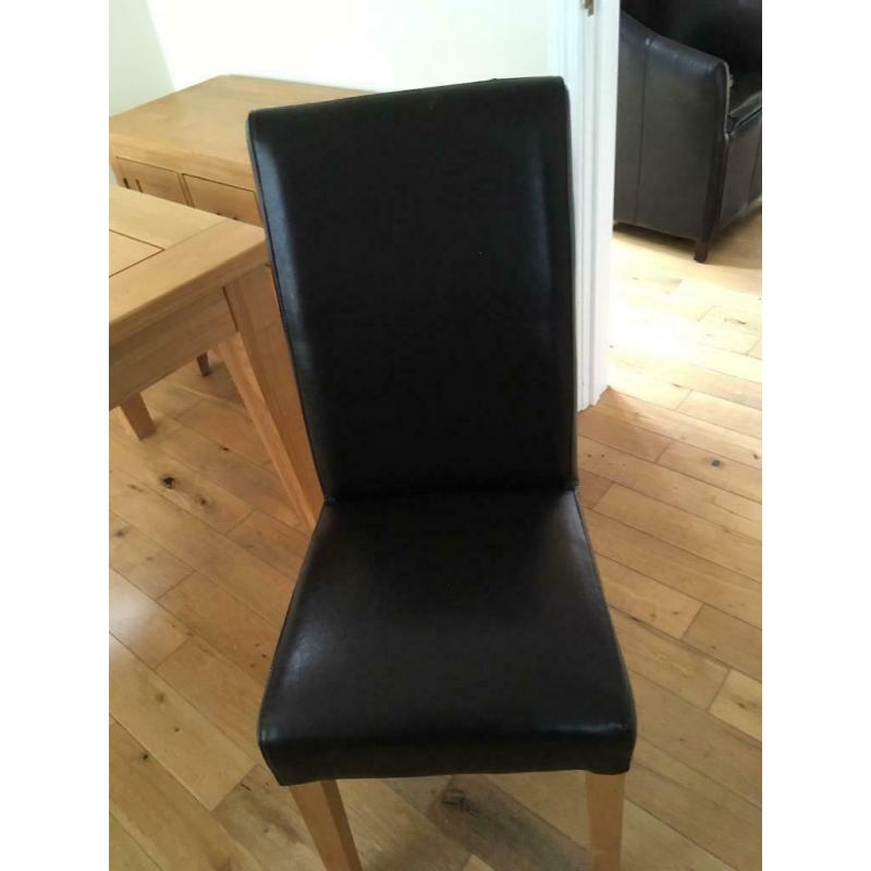 Solid oak table & 4 brown leather chairs in excellent condition: ?220