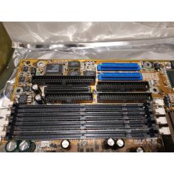 Gigabyte GA-6BXU retro beautiful Slot 1 Intel 440BX Adaptec 7890