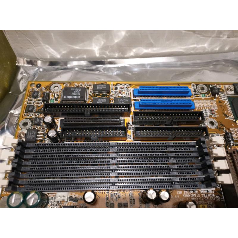 Gigabyte GA-6BXU retro beautiful Slot 1 Intel 440BX Adaptec 7890