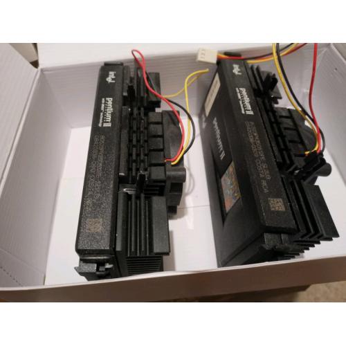 2x Intel Pentium II Slot 1 350MHz MATCH PAIR
