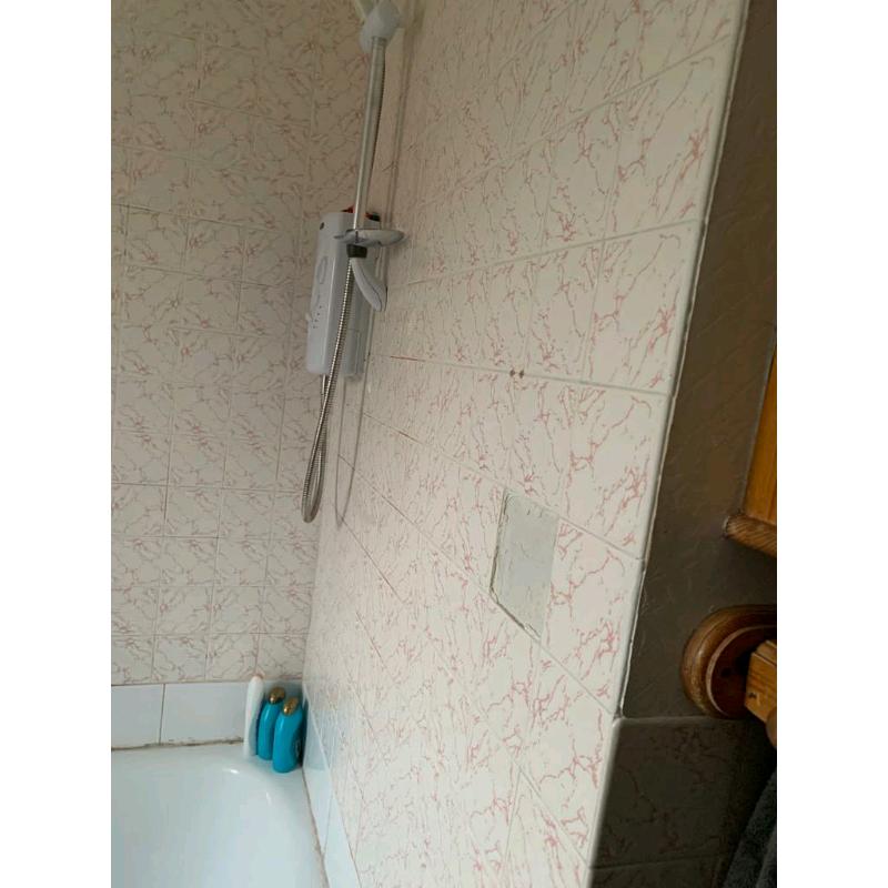 Wanted- Tiler or Handyman To Re- tile a bathroom