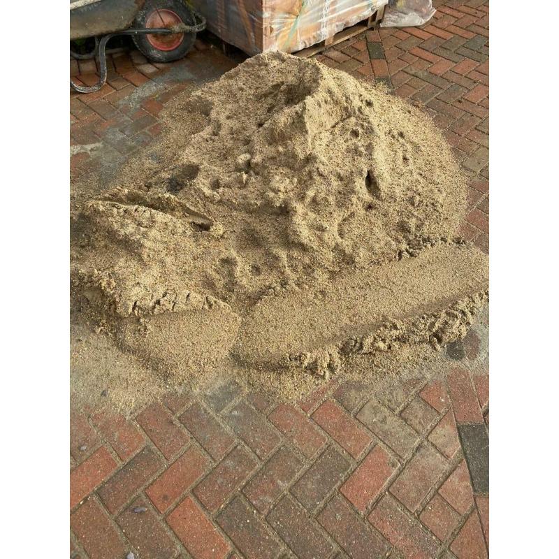 TON OF SHARP SAND - FREE