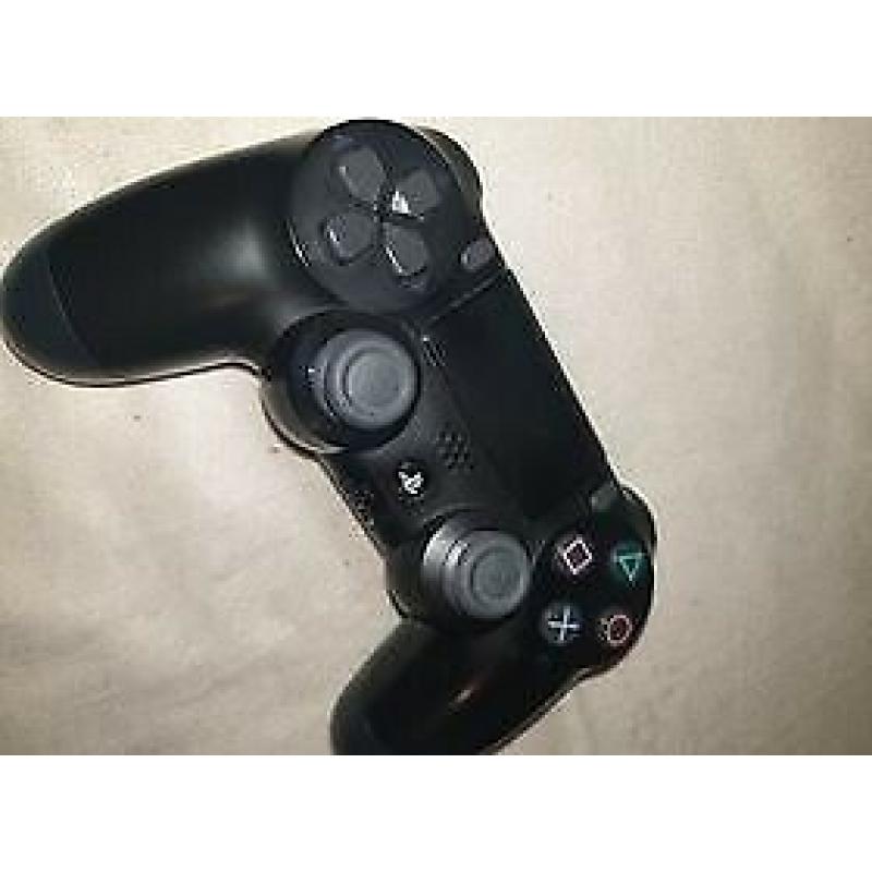 PS4 PRO Console