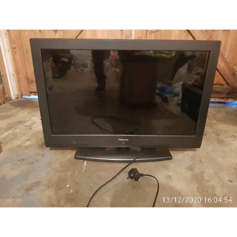 Finlux 32F502 32 Inch LCD TV, Full HD 1080p with Built-in Freeview, PVR & USB Playback