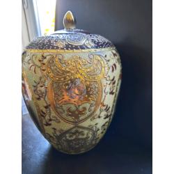 Japanese Royal Satsuma Crackle Glaze lidded Vase,Stunning colours.