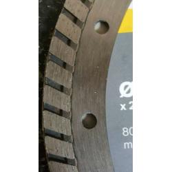 Bosch professional Universal Cutting Diamond Disc 230mm