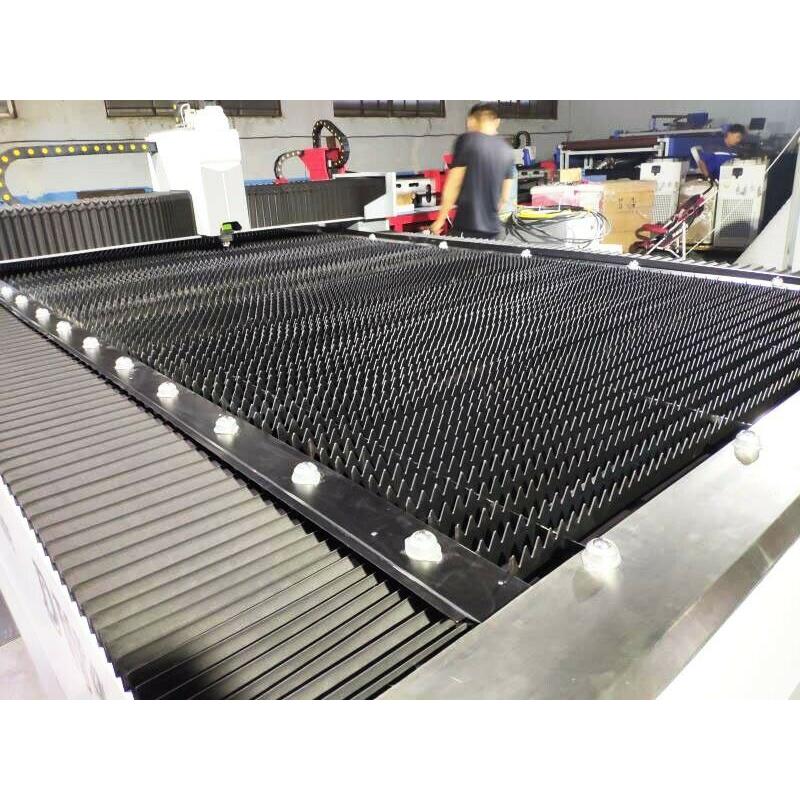 UN1530 1KW fiber laser cutter cnc fiber laser cutting machine fiber laser cutter metal cutting