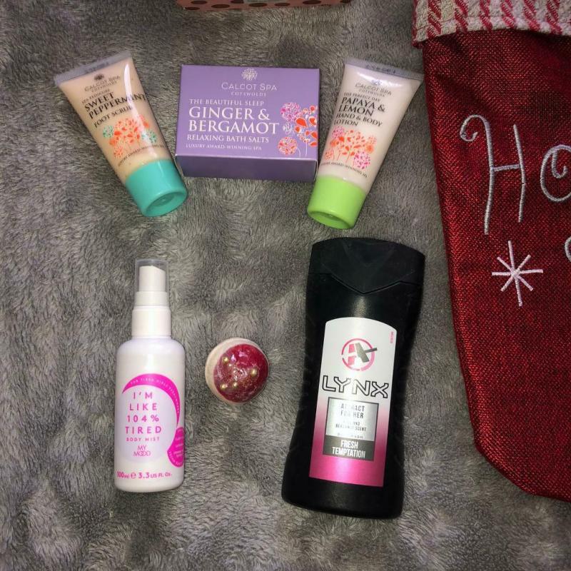 Women?s Filled Christmas Stocking!