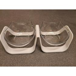 Tilted cat bowls with adjustable angle