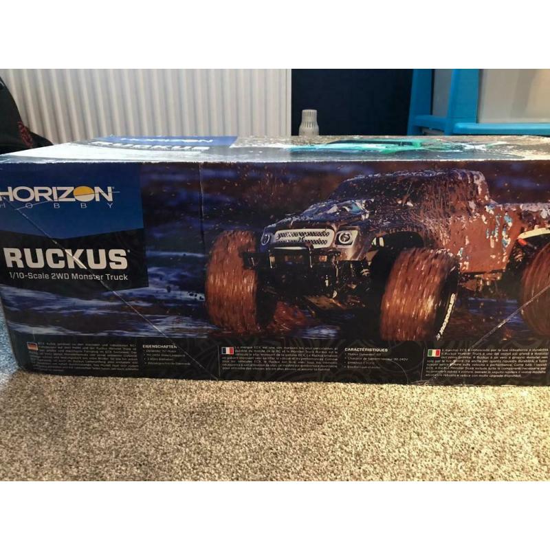 Horizon hobby RC Car scale 1/10