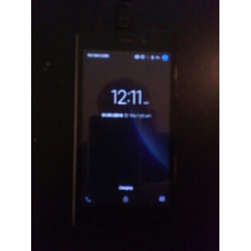 Doogee 5 inch mobile