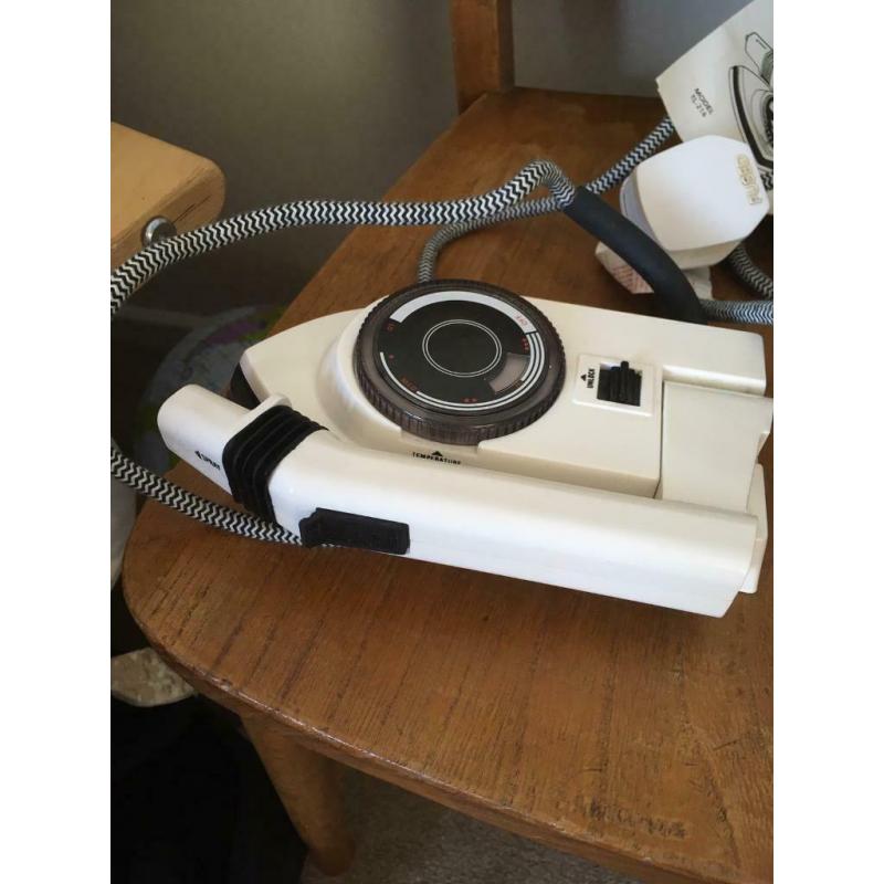 Remington Travel Plus Steam/Spray/Dry Fildin Iron