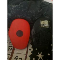 BBE Britannia Club hook and jab pads
