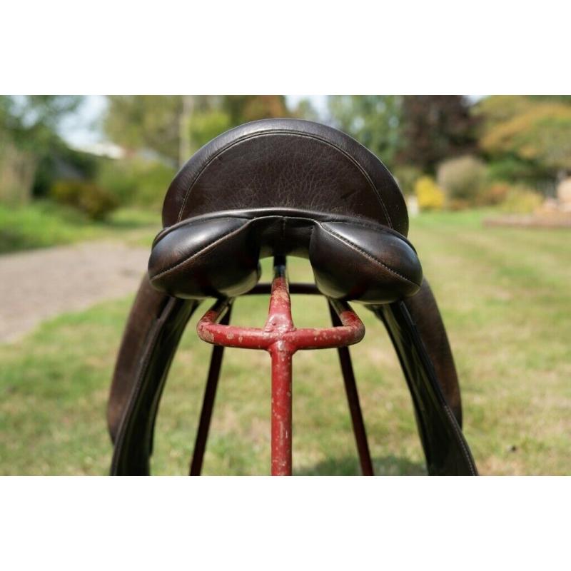 Black Country Monoflap Dressage Saddle, Vinici, brown, 17.5" medium wide