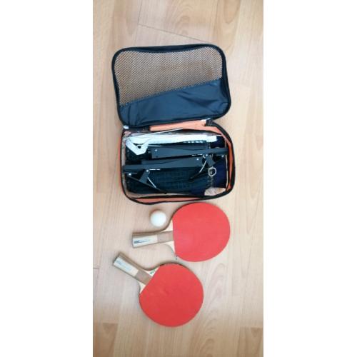 Table tennis bat's net balls