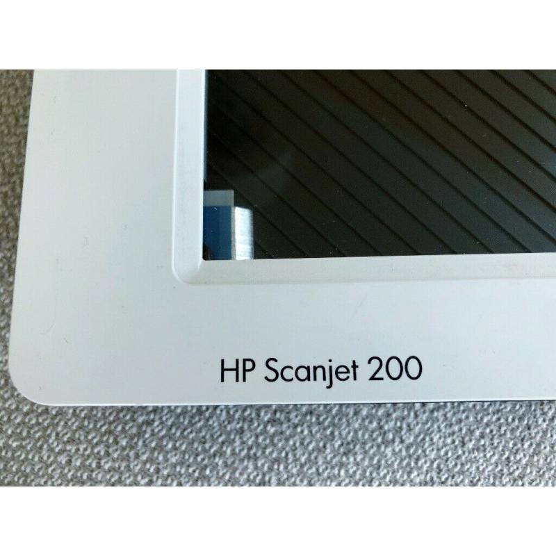 HP Scanjet 200 Desk Scanner & Connector Cable. As New. Simple to Use, Handy to Have.