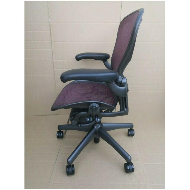 Herman Miller Aeron B - Red x 20