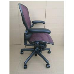 Herman Miller Aeron B - Red x 20