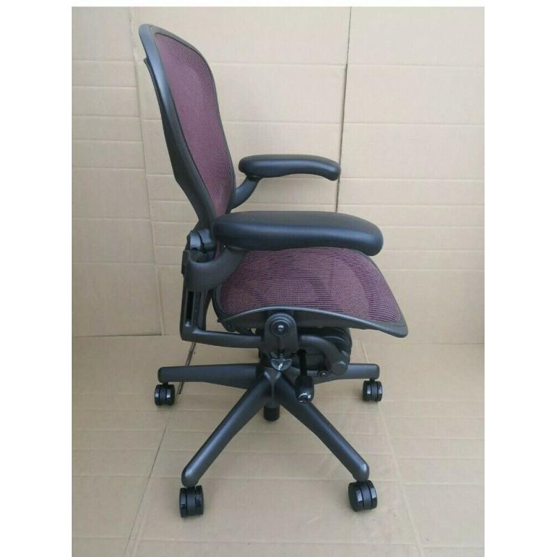 Herman Miller Aeron B - Red x 20