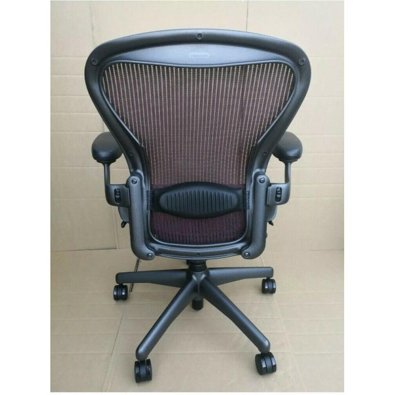 Herman Miller Aeron B - Red x 20