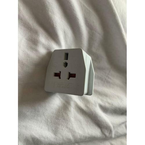 Universal adaptor