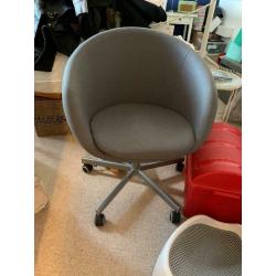 Skruvsta swivel chair from Ikea