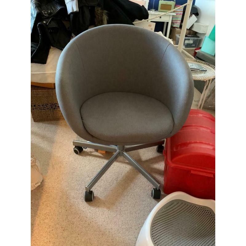 Skruvsta swivel chair from Ikea