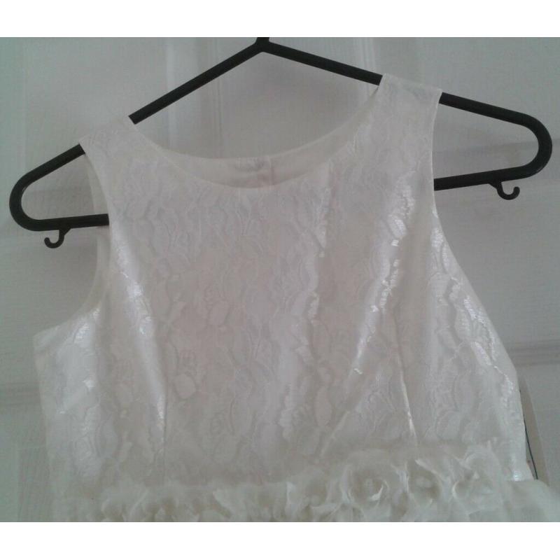 Marmellata Kids Beautiful White Dress great for Party or Wedding - Age 7