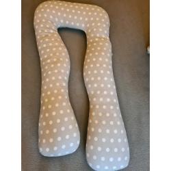 Pregnancy Pillow - large size. Grey and white spots