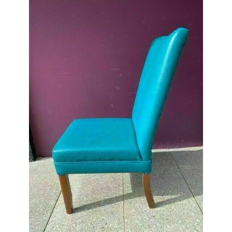 High back retro visitor chair