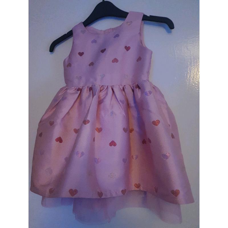 Girls dress