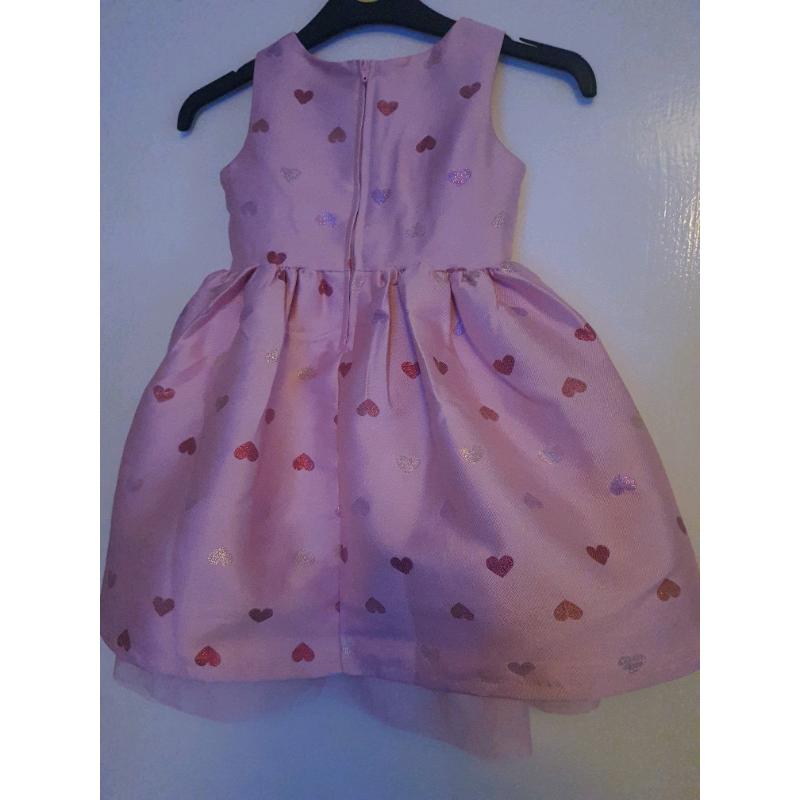 Girls dress