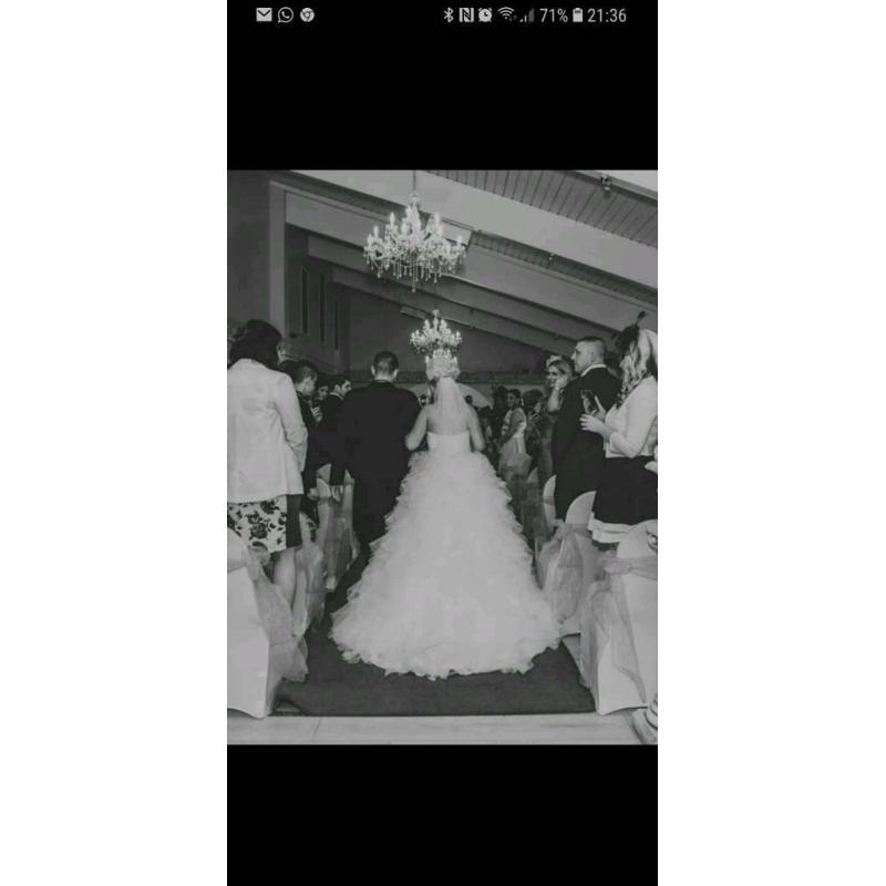 wedding dress