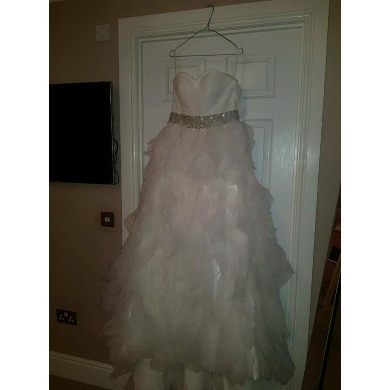 wedding dress