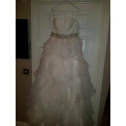 wedding dress