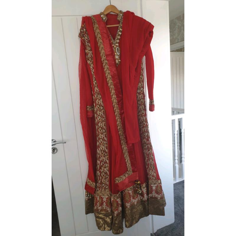 Red wedding dress