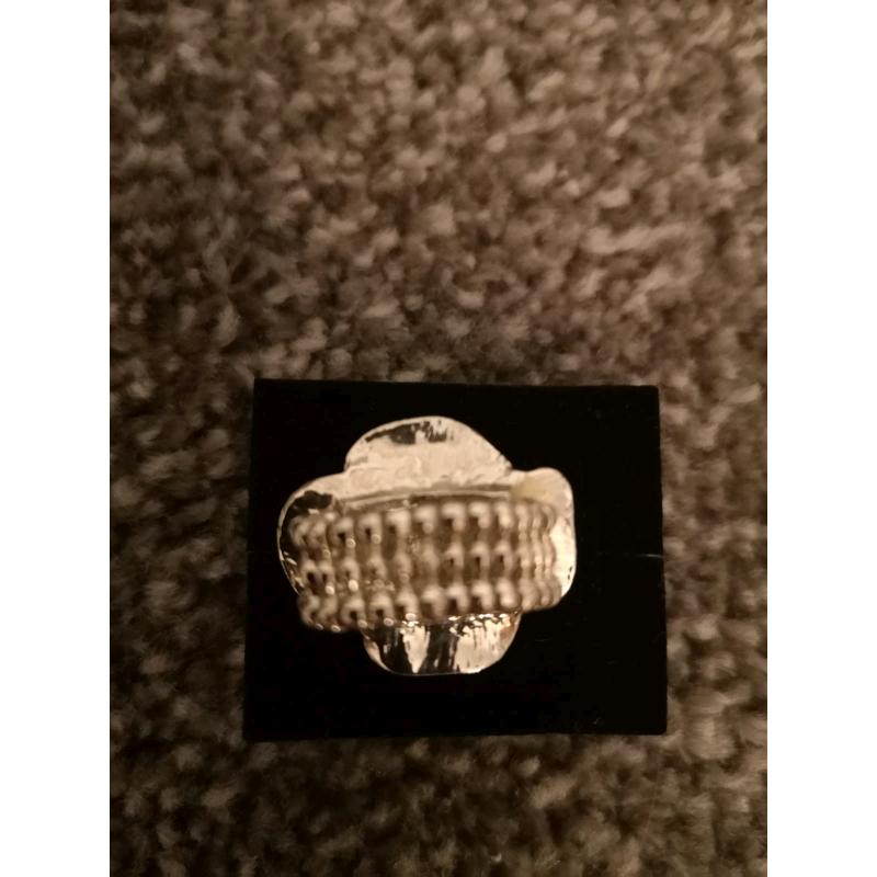 Silver rose bead ring