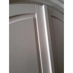lovely 5 peace set nearly new bedroom furniture set